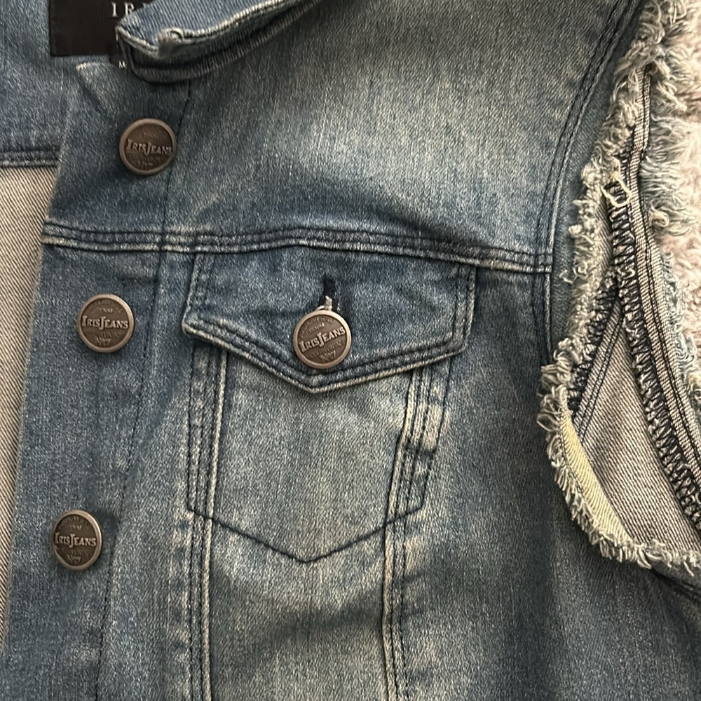 Denim - Picture 3 of 6